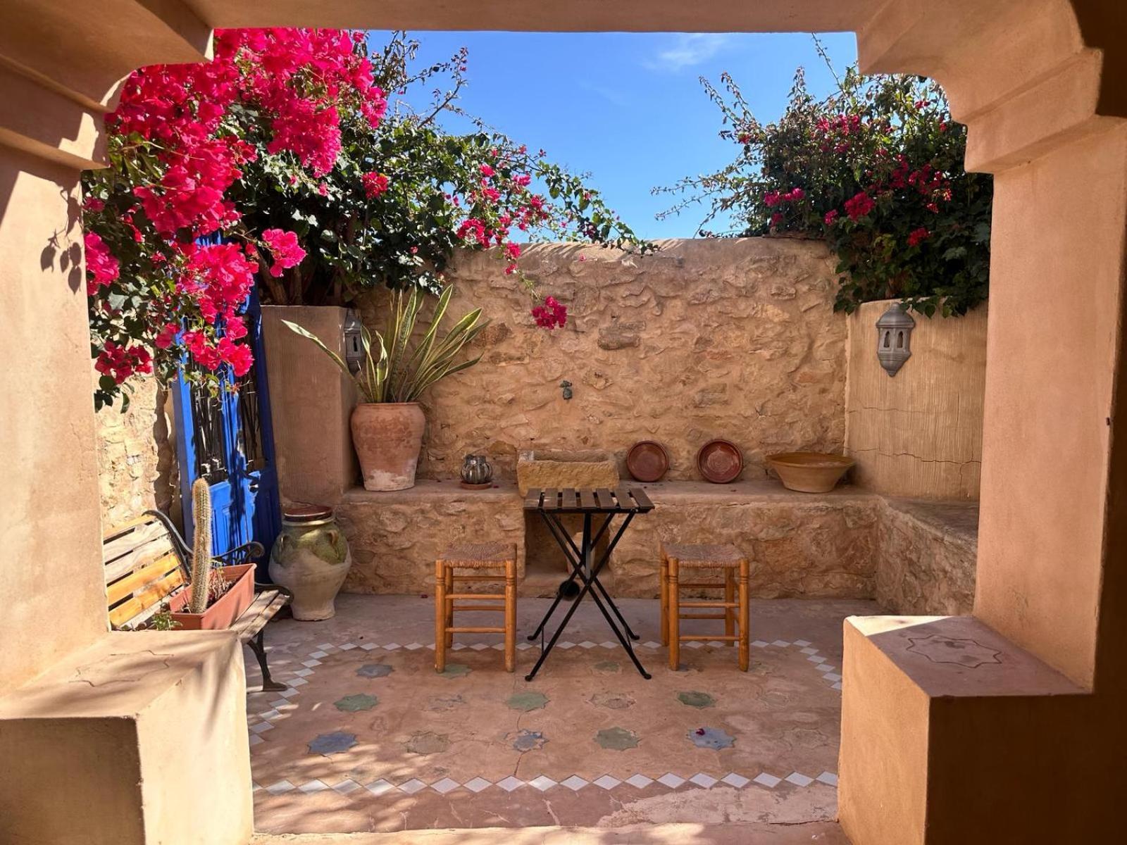 Casa Con Vistas Al Mar Y Patio De Buganvillas Aigües Exterior foto